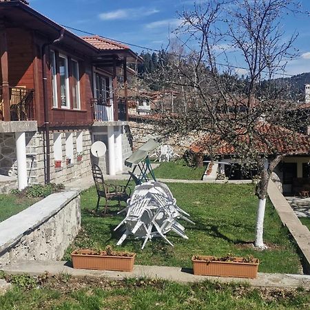 Апартамент При Рени Koprivshtitsa Exterior photo